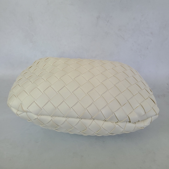 White Woven Mini Handbag - Picture 6 of 11